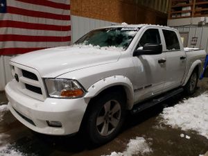 Dodge RAM ST 5.7L 8 2012