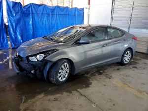 Hyundai Elantra GLS 1.8L 4 2013
