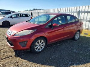Ford Fiesta SE 1.6L 4 2013