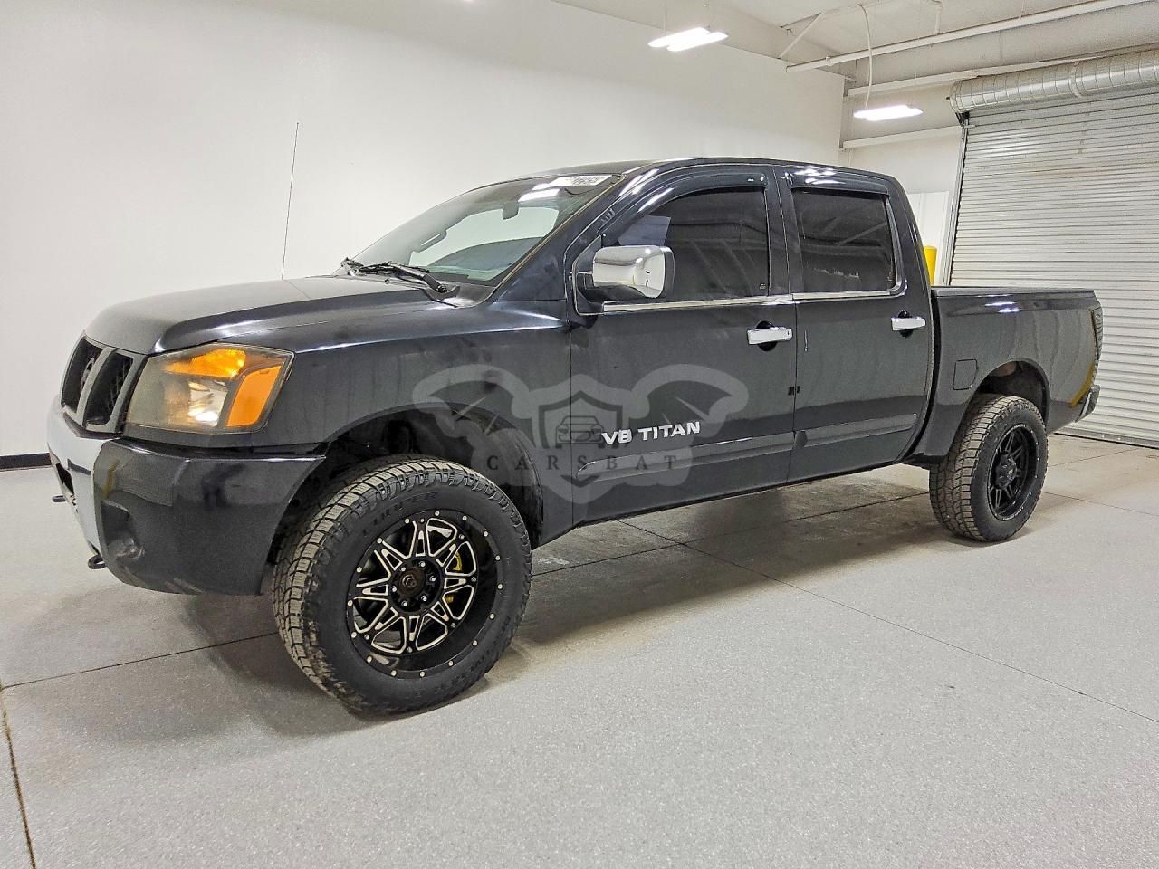 Nissan Titan 5.6L 8 2012
