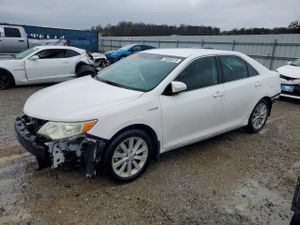 Toyota Camry HYBRID 2.5L 4 2014