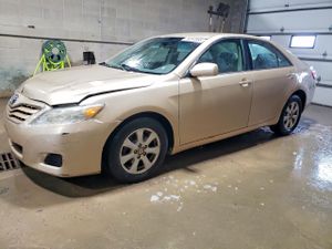 Toyota Camry BASE 2.5L 4 2011