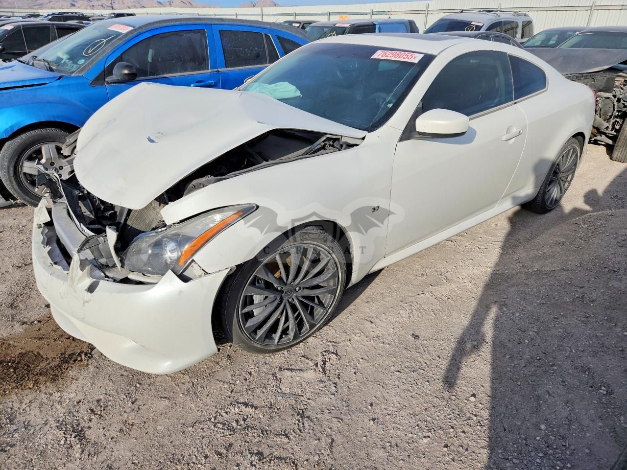 Infiniti Q60 2015
