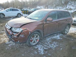 Mitsubishi Outlander SE 2.4L 4 2015