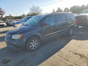 Chrysler Town & Country TOURING 3.6L 6 2012