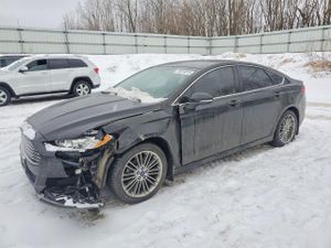Ford Fusion SE 2.0L 4 2014