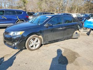 Toyota Camry BASE 2.5L 4 2012