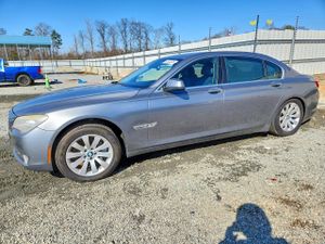 BMW 7 Series LXI 4.4L 8 2011