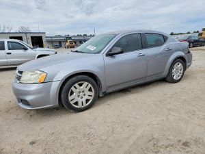 Dodge Avenger SE 2.4L 4 2013
