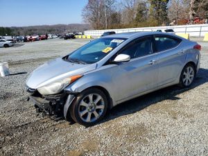 Hyundai Elantra GLS 1.8L 4 2013