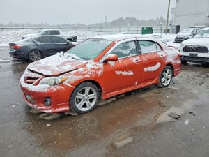 Toyota Corolla BASE 1.8L 4 2013