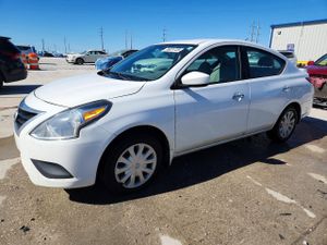 Nissan Versa S 1.6L 4 2015