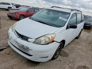 Toyota Sienna CE 3.5L 6 2009