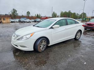 Hyundai Sonata GLS 2.4L 4 2013