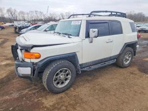 Toyota FJ Cruiser 4.0L 6 2011