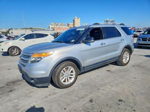 Ford Explorer XLT 2.0L 4 2013