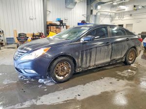 Hyundai Sonata SE 2.4L 4 2013