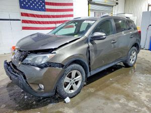 Toyota Rav4 XLE 2.5L 4 2014