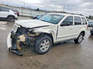 Jeep Grand Cherokee LAREDO 3.7L 6 2010