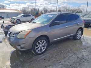 Nissan Rogue S 2.5L 4 2012