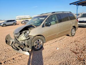 Toyota Sienna CE 3.3L 6 2006