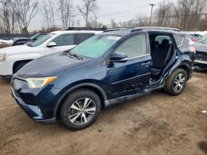 Toyota Rav4 XLE 2.5L 4 2017