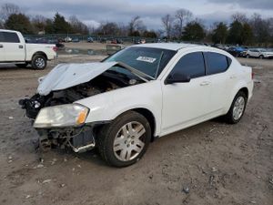 Dodge Avenger SE 2.4L 4 2012
