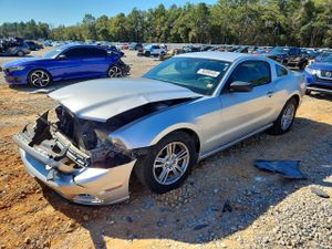 Ford Mustang 3.7L 6 2014