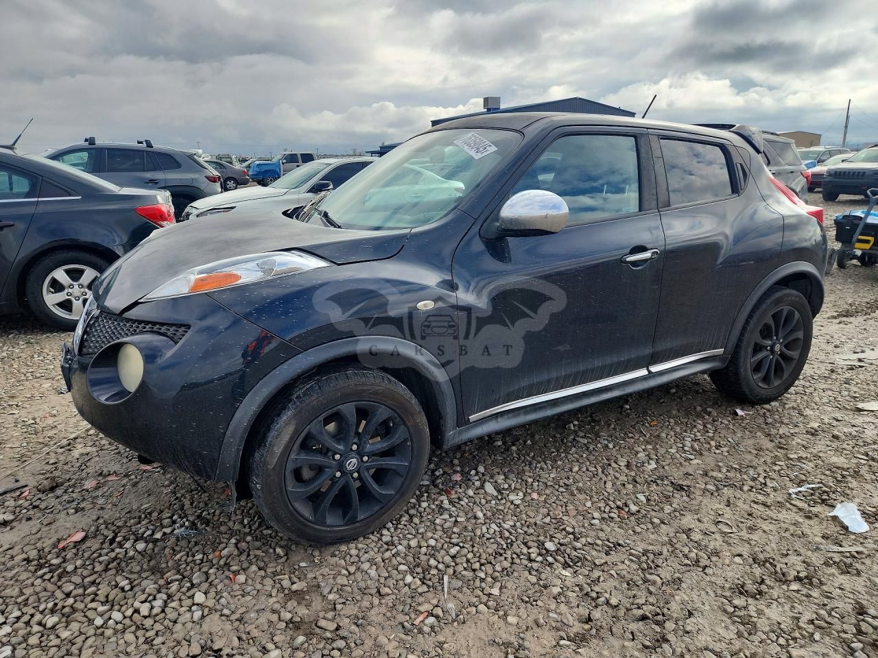Nissan Juke S 1.6L 4 2013