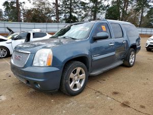 GMC Yukon DENALI 6.2L 8 2008