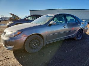 Toyota Camry LE 2.4L 4 2005