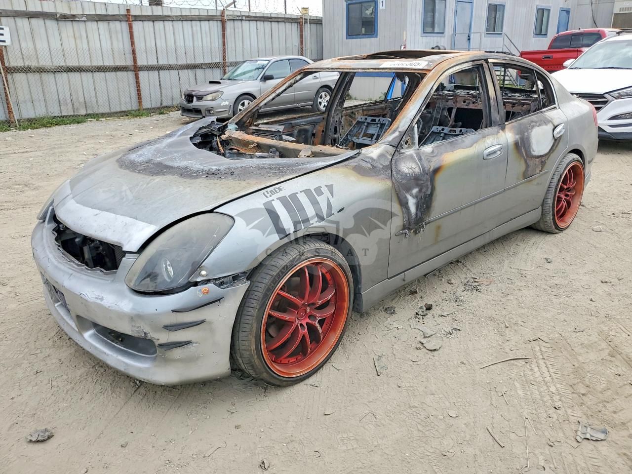 Infiniti G35 3.5L 6 2004