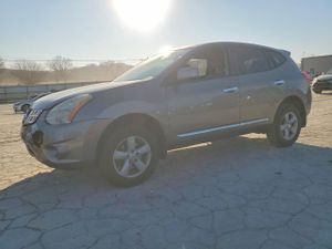Nissan Rogue S 2.5L 4 2013