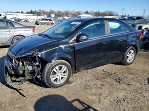 Chevrolet Aveo (Sonic) LT 1.8L 4 2012
