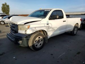 Toyota Tundra 4.6L 8 2010