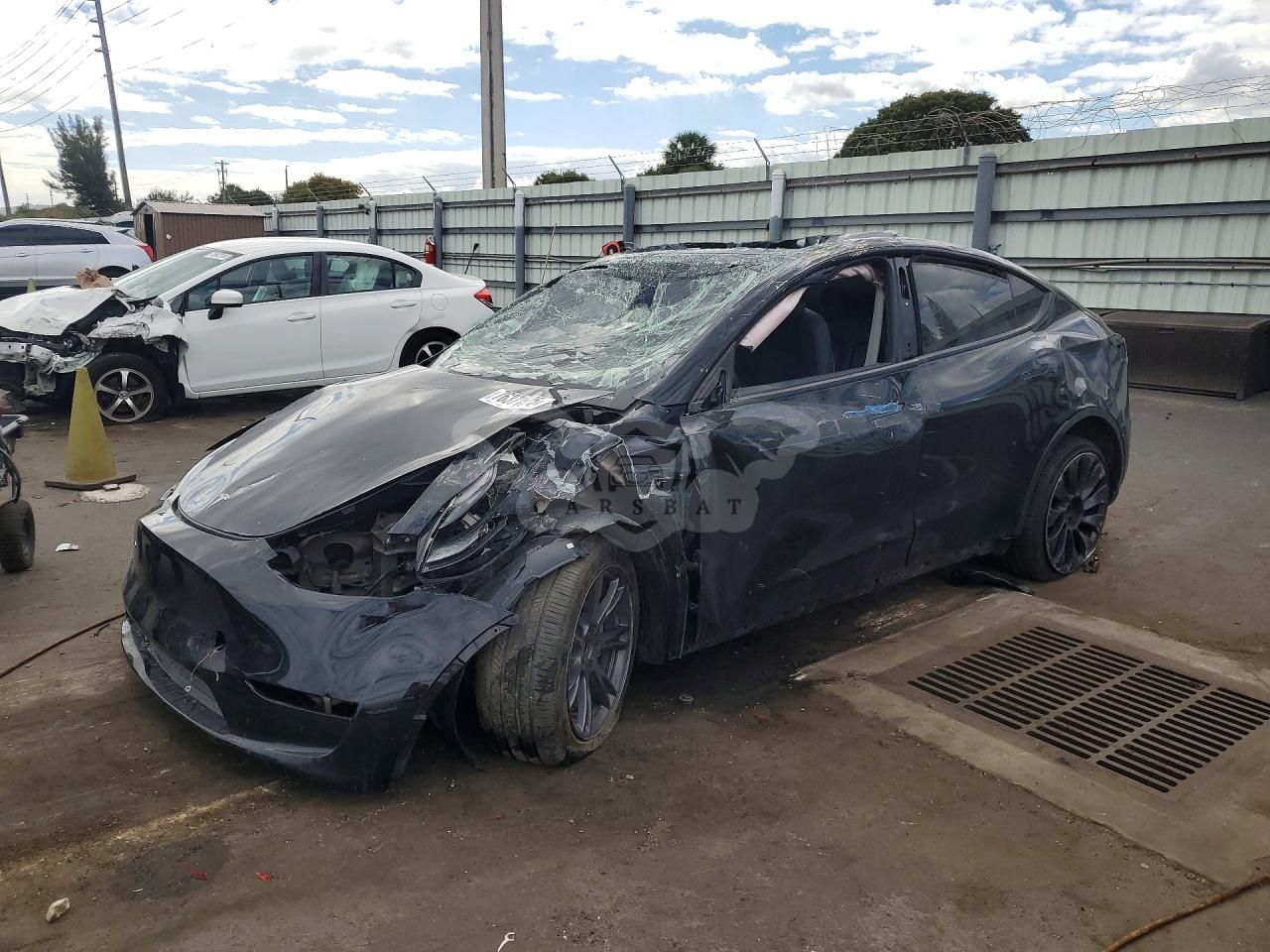 Tesla Model Y 2024
