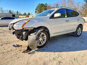 Nissan Rogue S 2.5L 4 2012