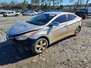 Hyundai Elantra GLS 1.8L 4 2013