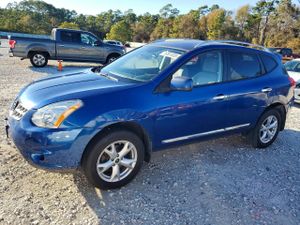 Nissan Rogue S 2.5L 4 2011