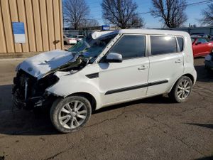 Kia Soul + 2.0L 4 2013