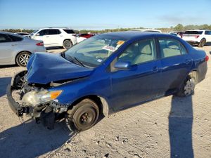 Toyota Corolla BASE 1.8L 4 2011
