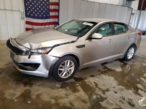 Kia Optima LX 2.4L 4 2013