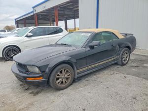 Ford Mustang 4.0L 6 2005