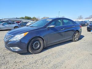 Hyundai Sonata SE 2.4L 4 2013