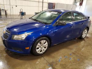 Chevrolet Cruze LS 1.8L 4 2012