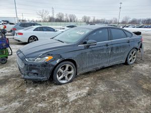 Ford Fusion SE 2.0L 4 2013