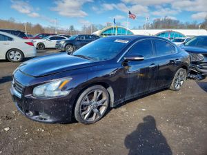 Nissan Maxima S 3.5L 6 2014
