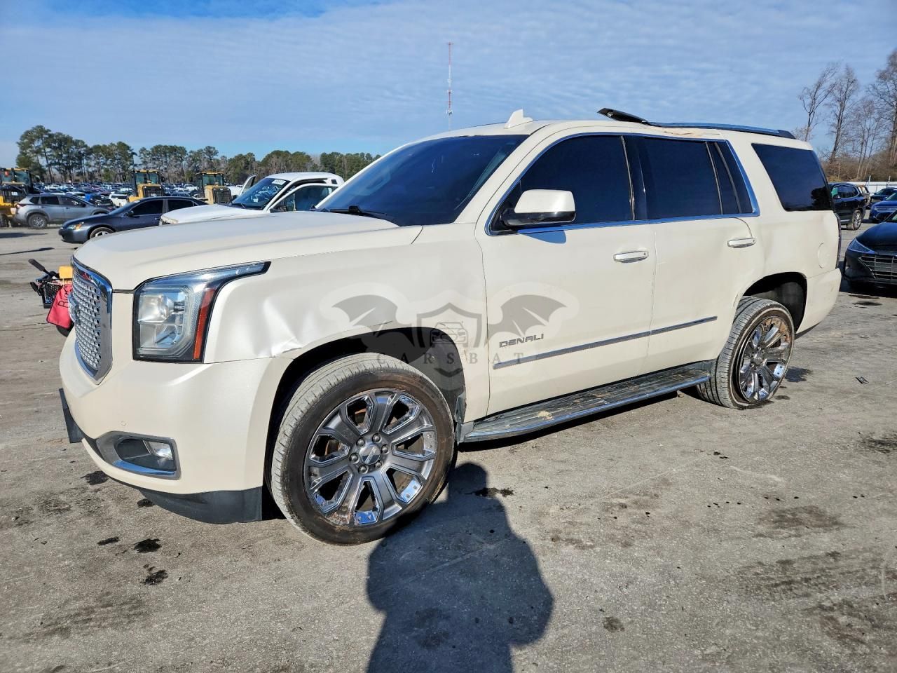 GMC Yukon DENALI 6.2L 8 2015