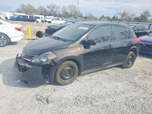 Nissan Versa S 1.8L 4 2010