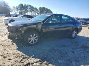 Toyota Camry BASE 2.5L 4 2011